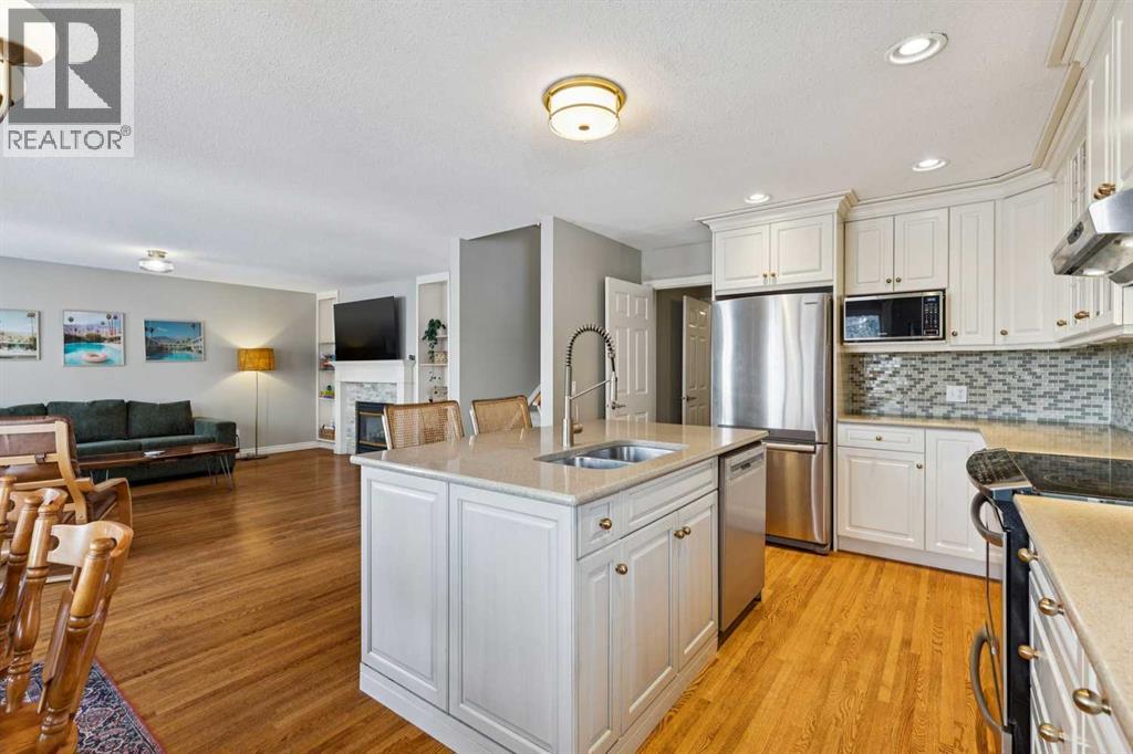 107 Sheep River Bay, Okotoks, Alberta  T1S 1R3 - Photo 11 - A2298402