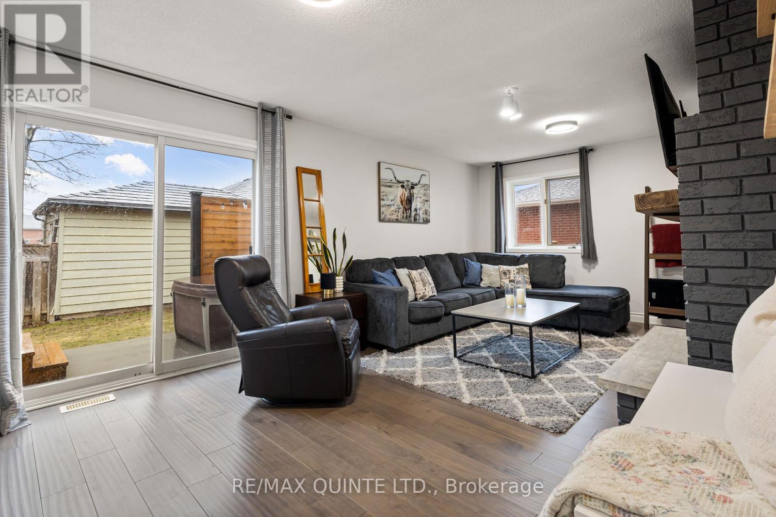 310 Bridge Street W, Belleville, Ontario  K8N 4Z2 - Photo 25 - X12965098