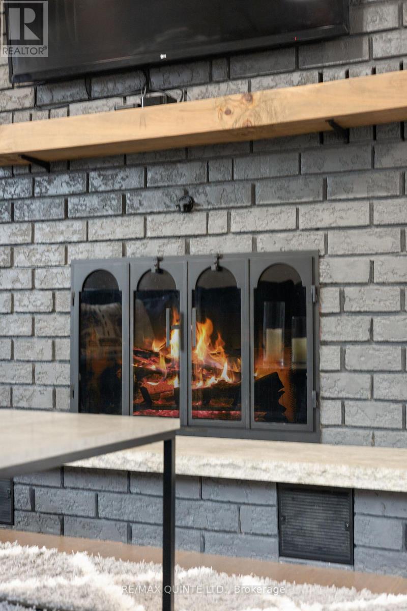 310 Bridge Street W, Belleville, Ontario  K8N 4Z2 - Photo 27 - X12965098