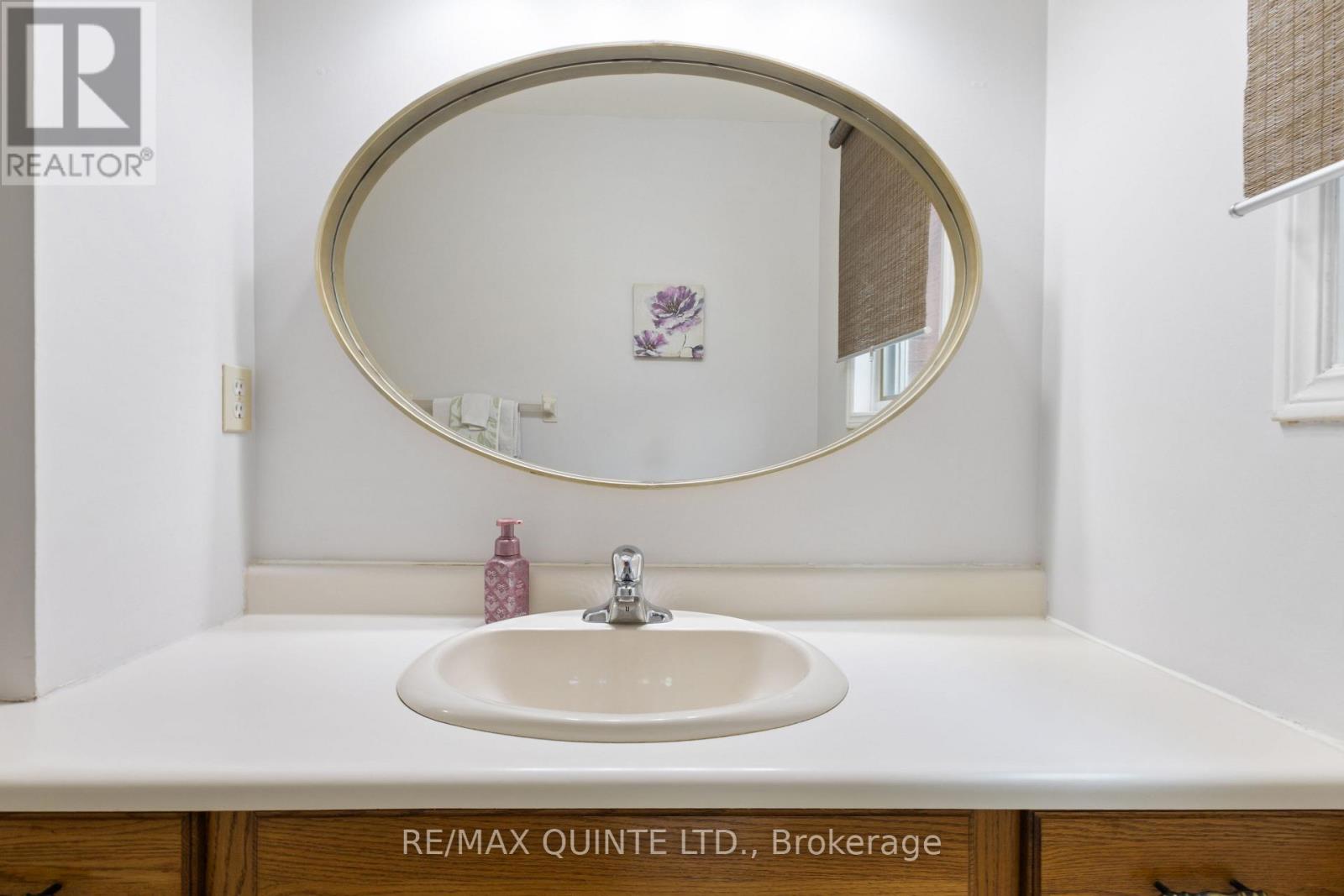 310 Bridge Street W, Belleville, Ontario  K8N 4Z2 - Photo 30 - X12965098