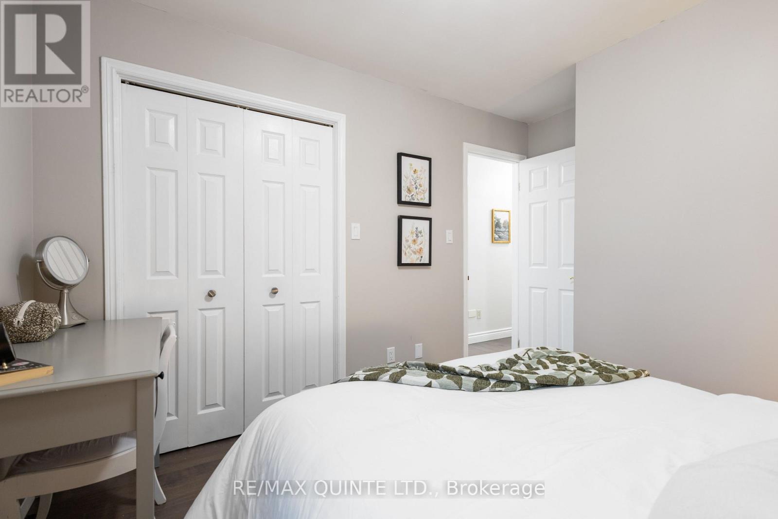 310 Bridge Street W, Belleville, Ontario  K8N 4Z2 - Photo 37 - X12965098