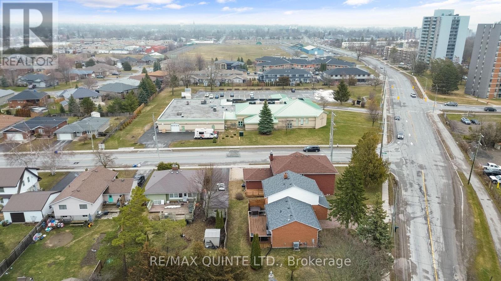 310 Bridge Street W, Belleville, Ontario  K8N 4Z2 - Photo 6 - X12965098