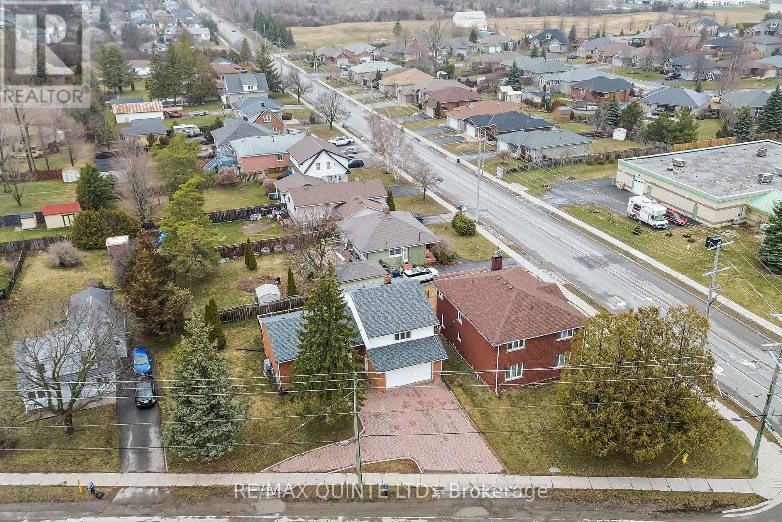 310 Bridge Street W, Belleville, Ontario  K8N 4Z2 - Photo 7 - X12965098