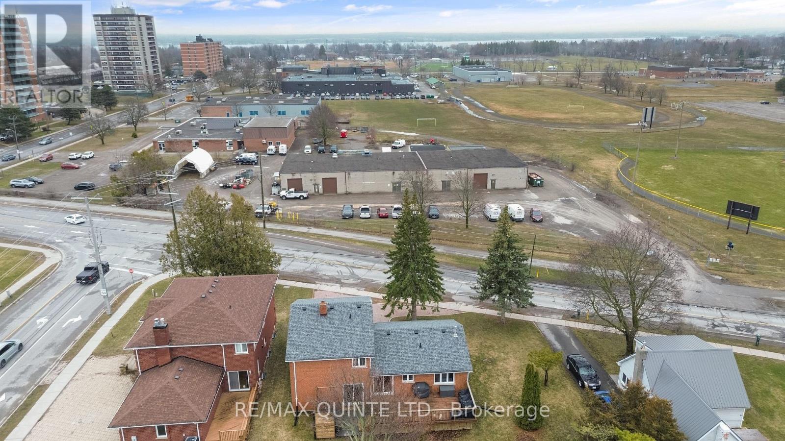 310 Bridge Street W, Belleville, Ontario  K8N 4Z2 - Photo 8 - X12965098