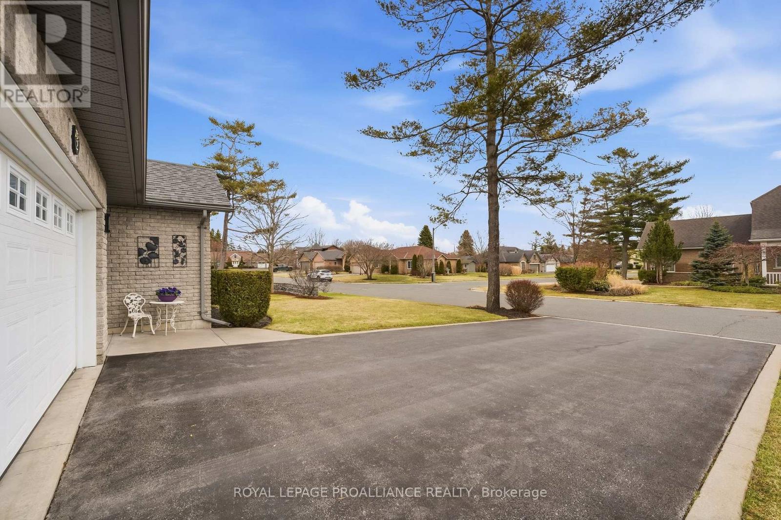 2 Birch Court, Brighton, Ontario  K0K 1H0 - Photo 3 - X12965320