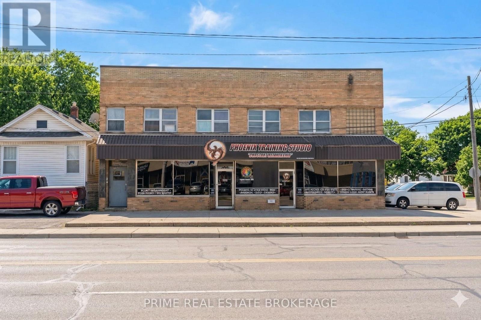 544 QUEEN STREET, Chatham-Kent, Ontario