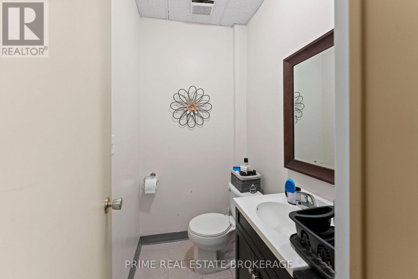 544 Queen Street, Chatham-Kent, Ontario  N7M 2J6 - Photo 19 - X12964496