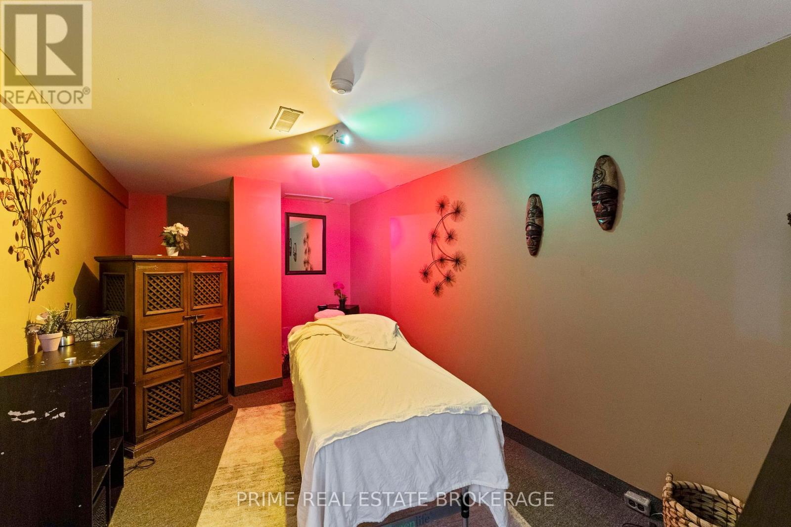 544 Queen Street, Chatham-Kent, Ontario  N7M 2J6 - Photo 20 - X12964496