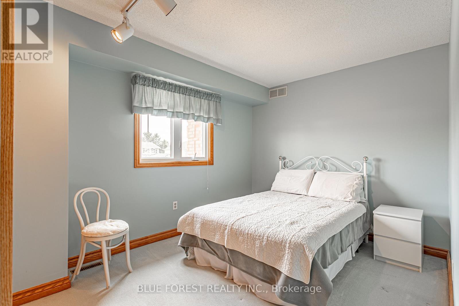129 Wheeler Avenue, Thames Centre, Ontario  N0L 1G2 - Photo 24 - X12964968