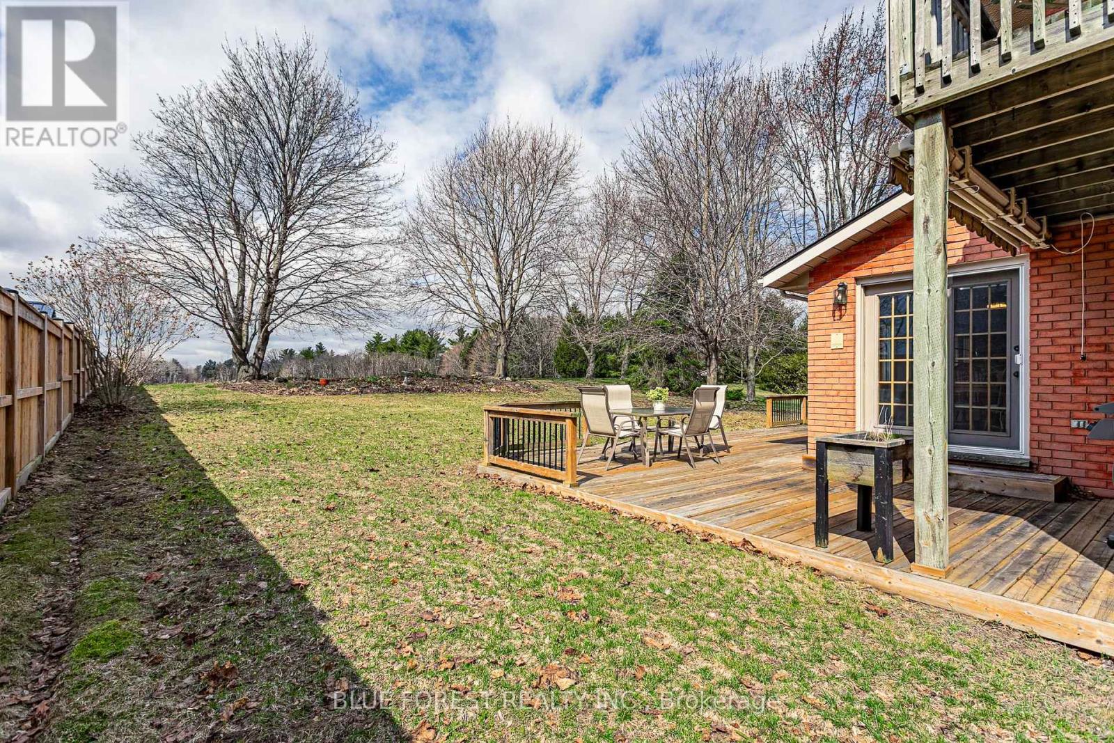 129 Wheeler Avenue, Thames Centre, Ontario  N0L 1G2 - Photo 33 - X12964968