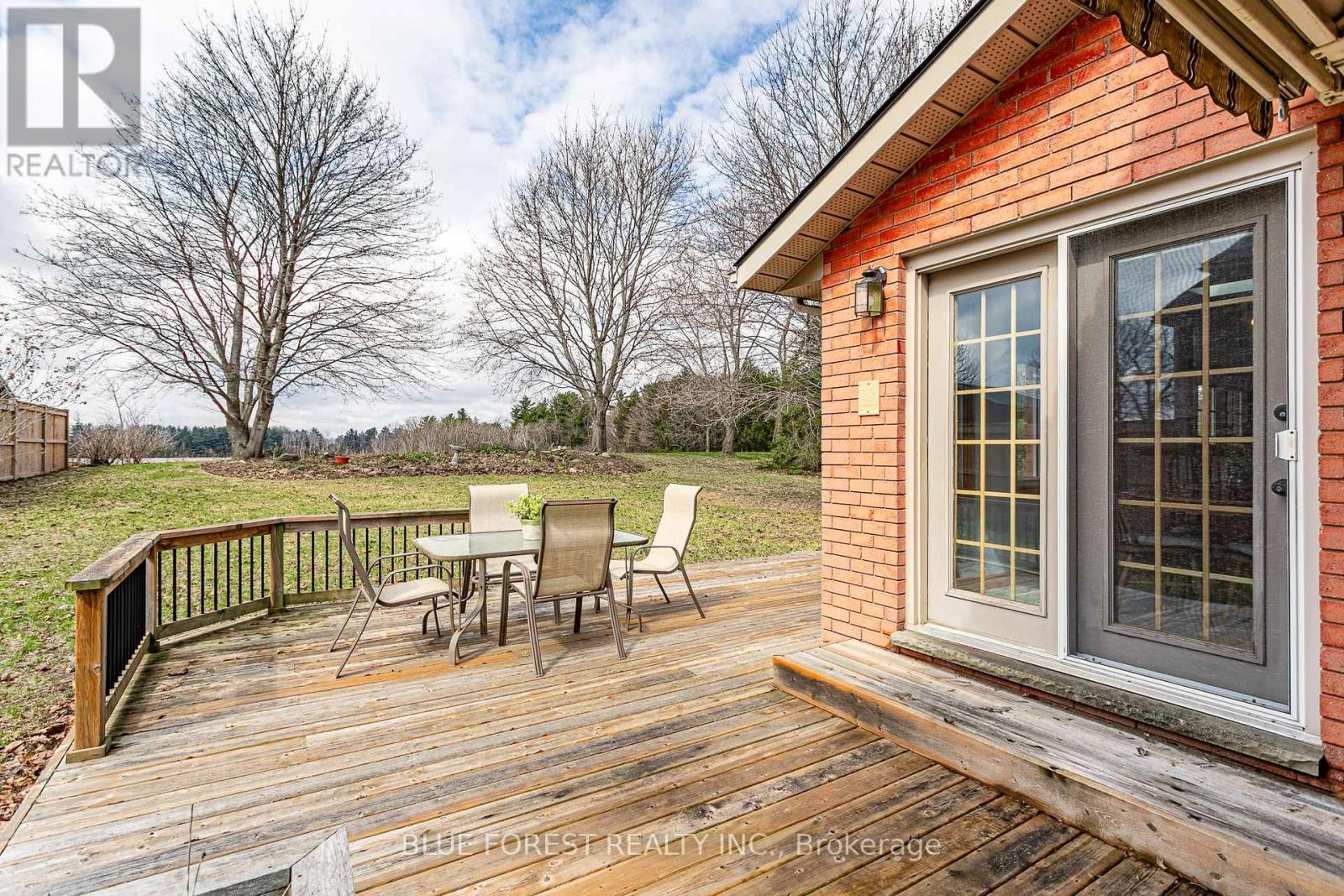 129 Wheeler Avenue, Thames Centre, Ontario  N0L 1G2 - Photo 34 - X12964968