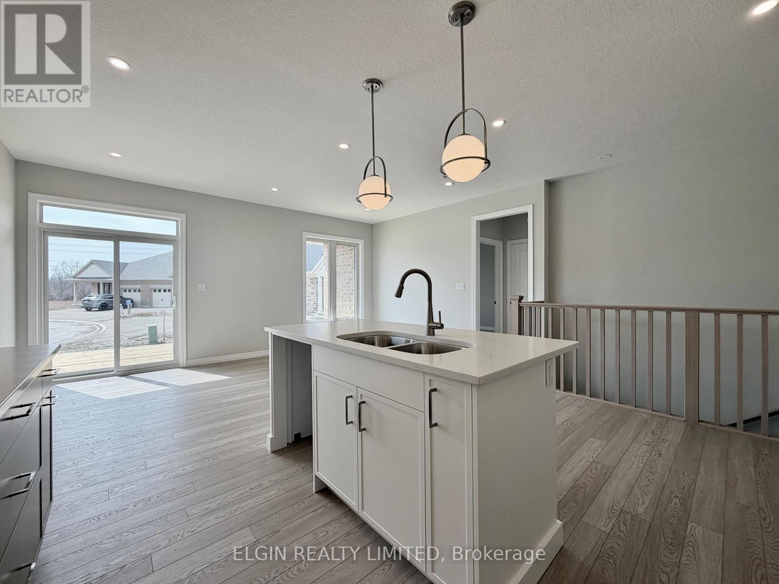 42200 Mcbain Line, Central Elgin, Ontario  N5P 0E4 - Photo 13 - X12964998