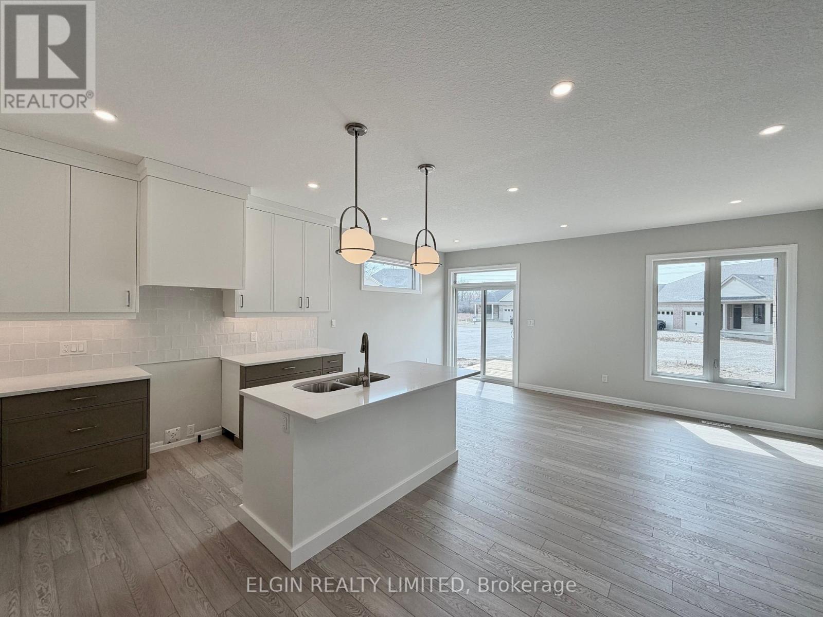 42200 Mcbain Line, Central Elgin, Ontario  N5P 0E4 - Photo 16 - X12964998