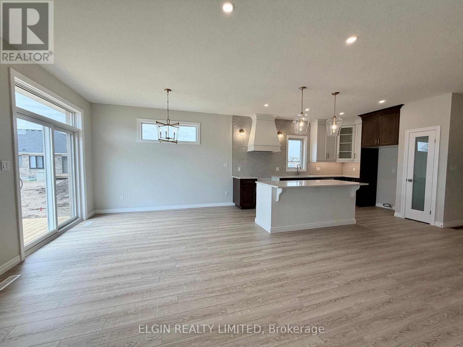 42202 Mcbain Line, Central Elgin, Ontario  N5P 0E4 - Photo 14 - X12965000