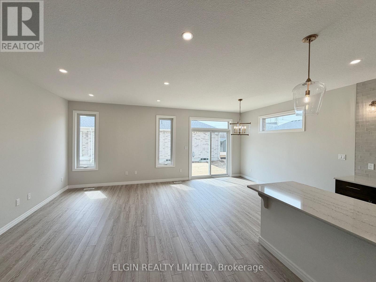 42202 Mcbain Line, Central Elgin, Ontario  N5P 0E4 - Photo 16 - X12965000