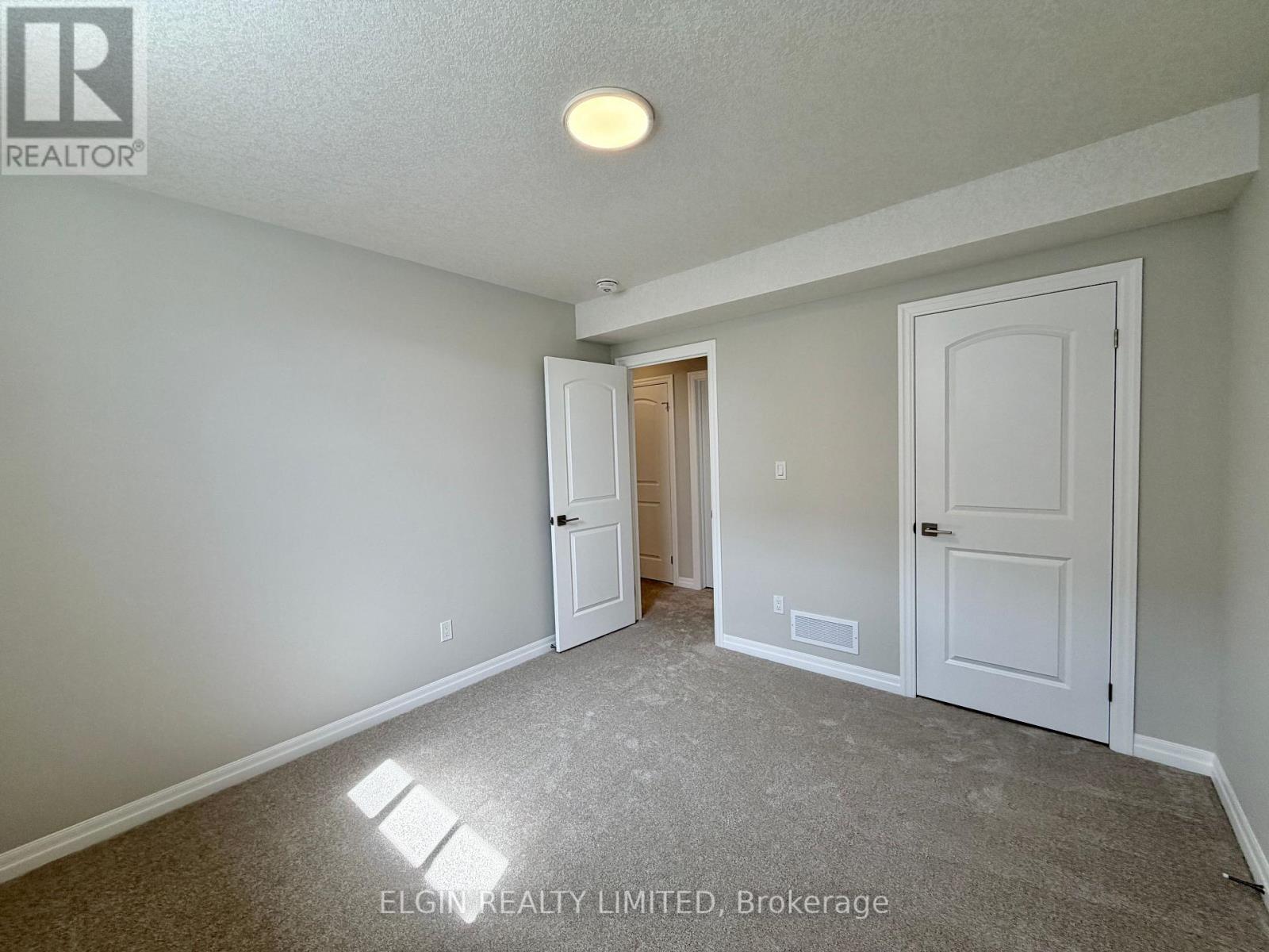 42202 Mcbain Line, Central Elgin, Ontario  N5P 0E4 - Photo 31 - X12965000