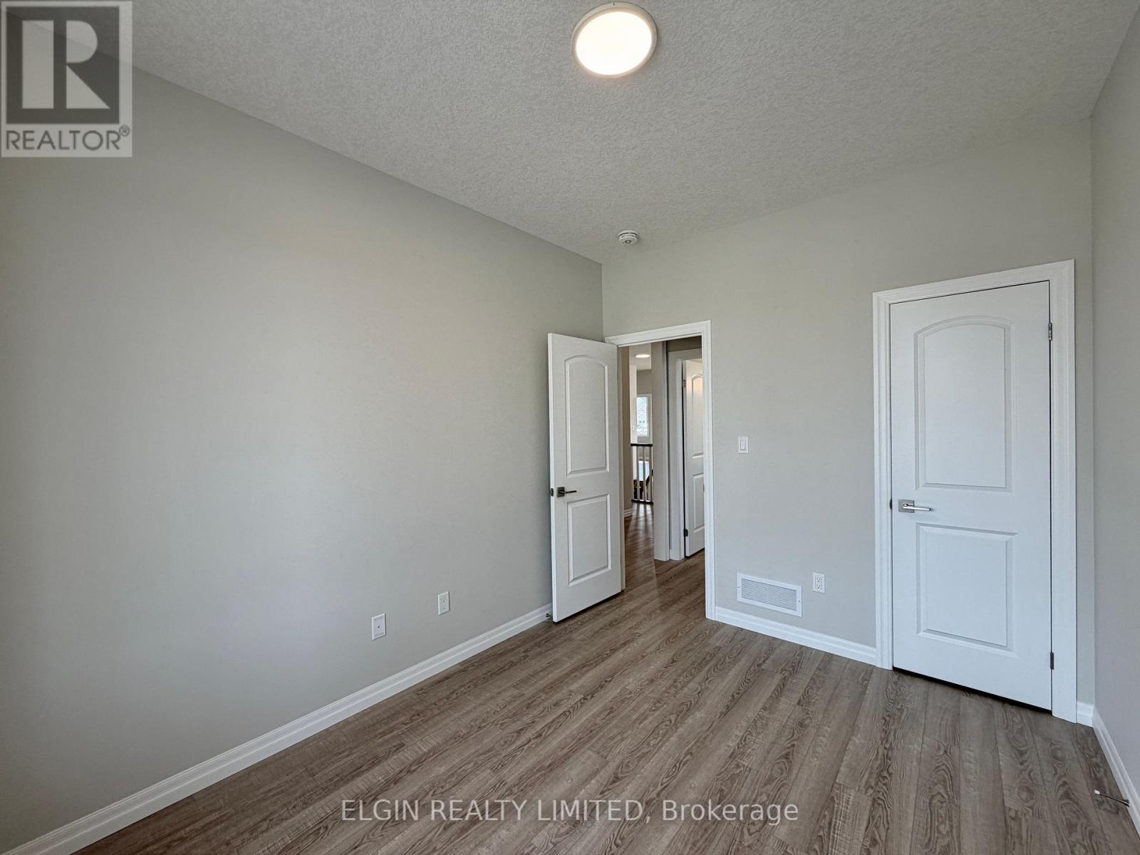 42202 Mcbain Line, Central Elgin, Ontario  N5P 0E4 - Photo 5 - X12965000