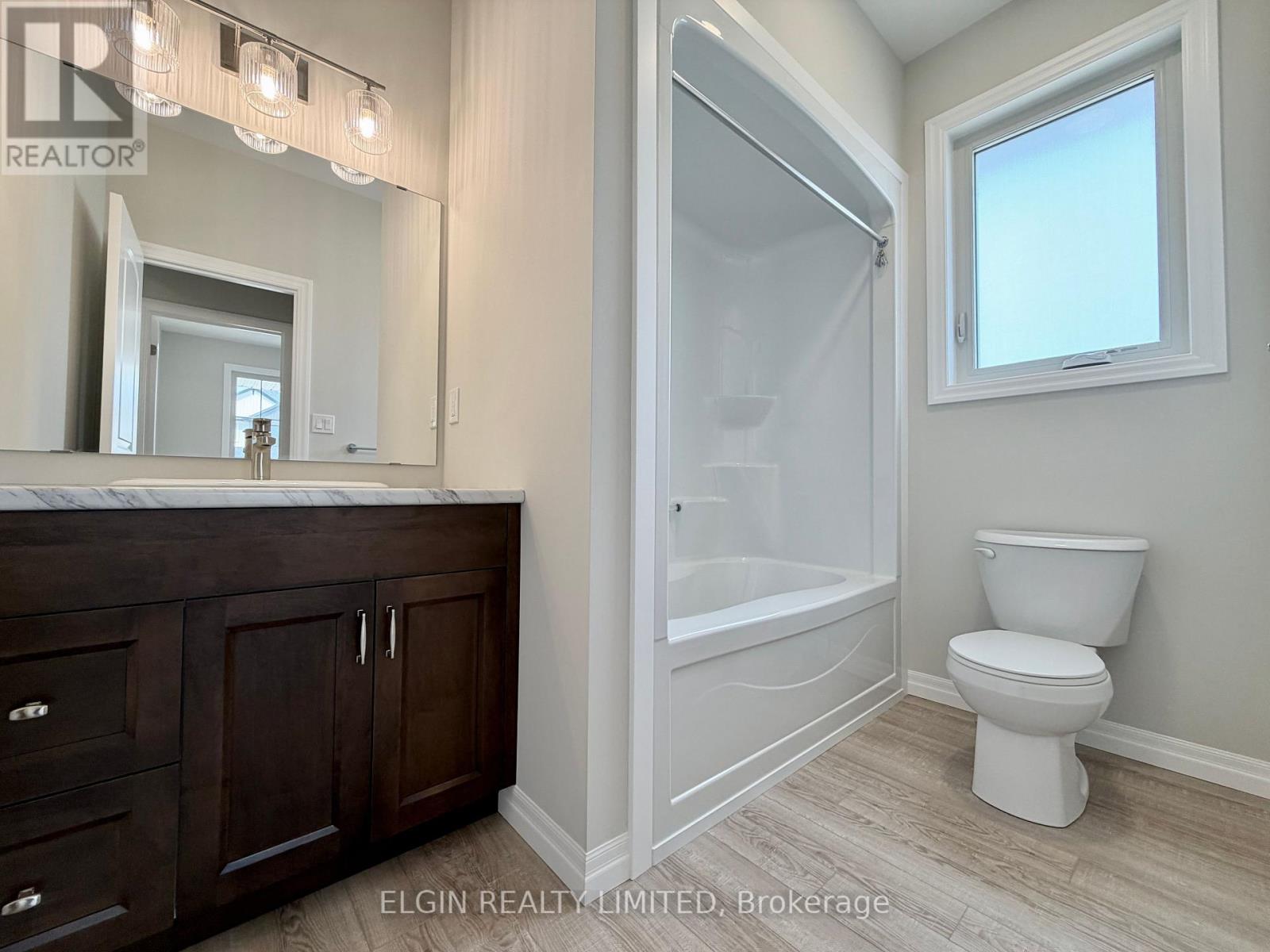 42202 Mcbain Line, Central Elgin, Ontario  N5P 0E4 - Photo 6 - X12965000