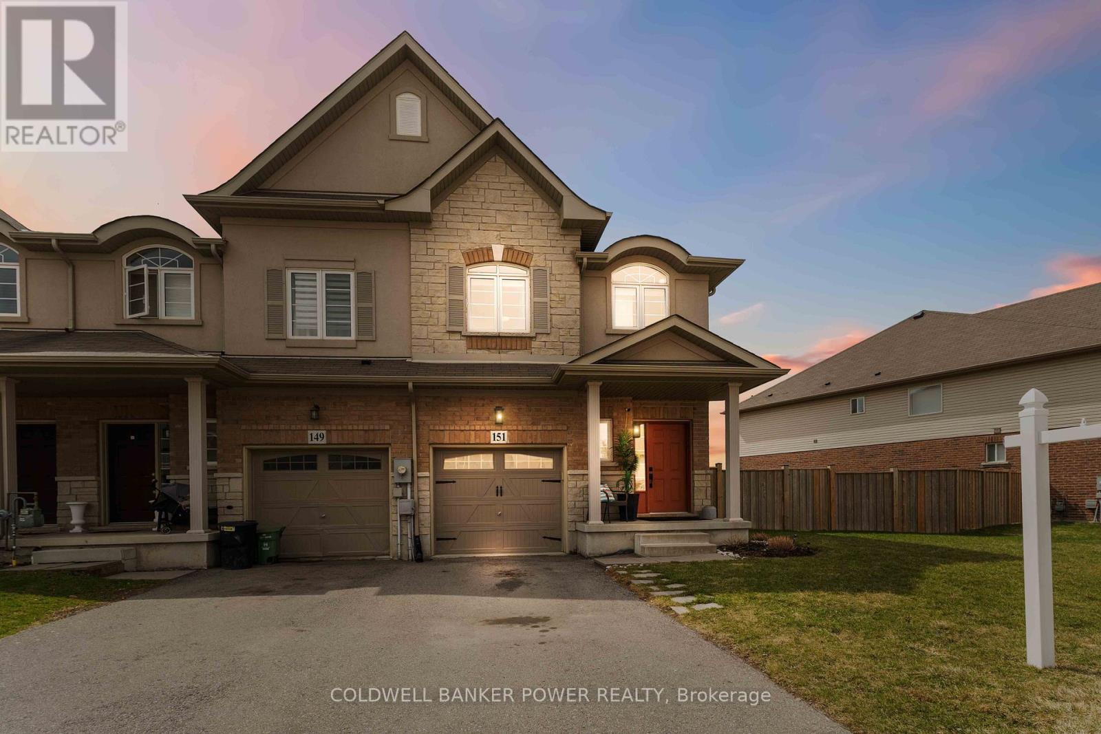 151 Lormont Boulevard, Hamilton, Ontario  L8J 0K2 - Photo 3 - X12965070