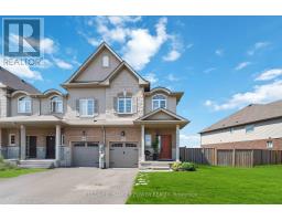 151 LORMONT BOULEVARD, Hamilton, Ontario