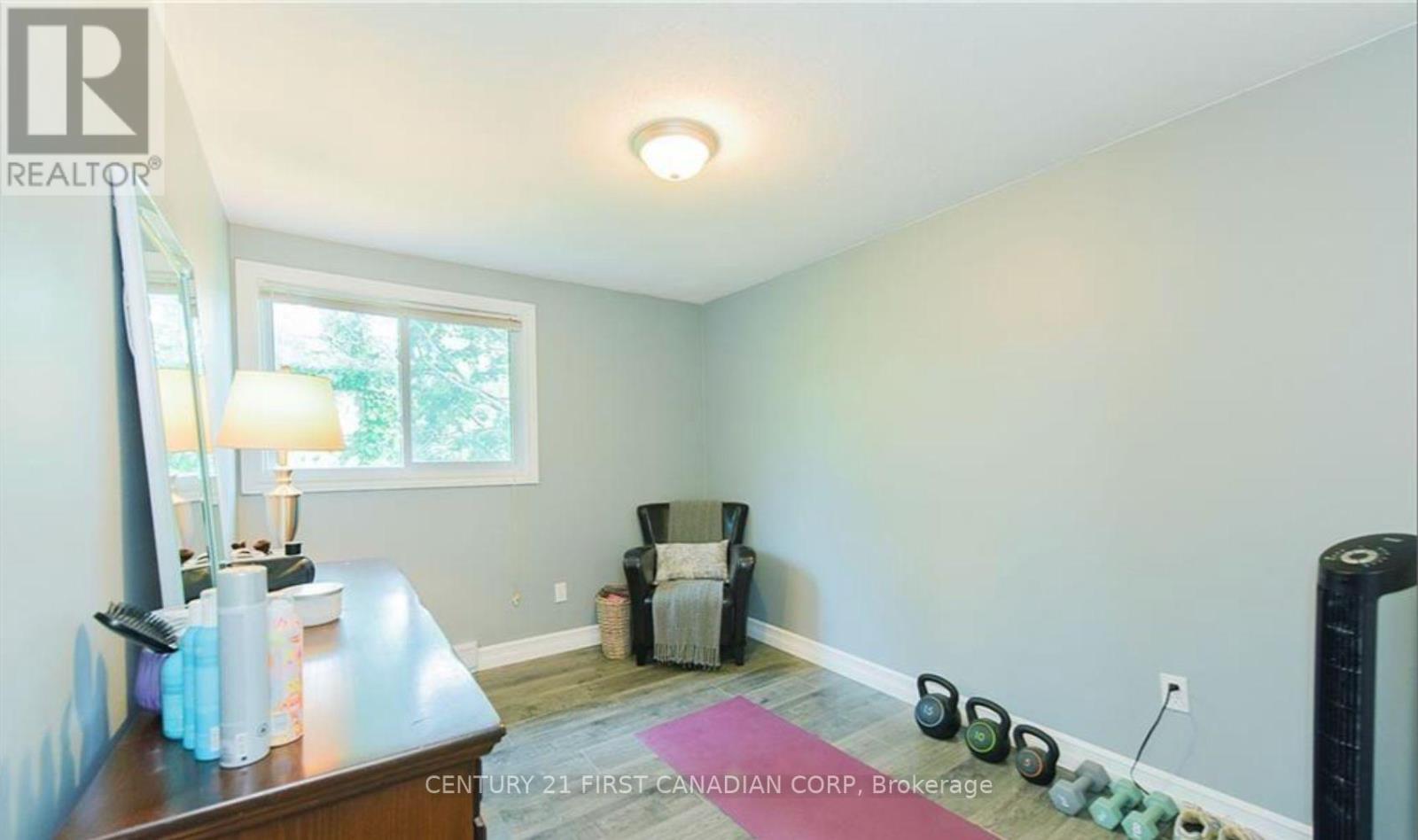 110 - 166 Southdale Road W, London South, Ontario  N6J 2J1 - Photo 10 - X12965080