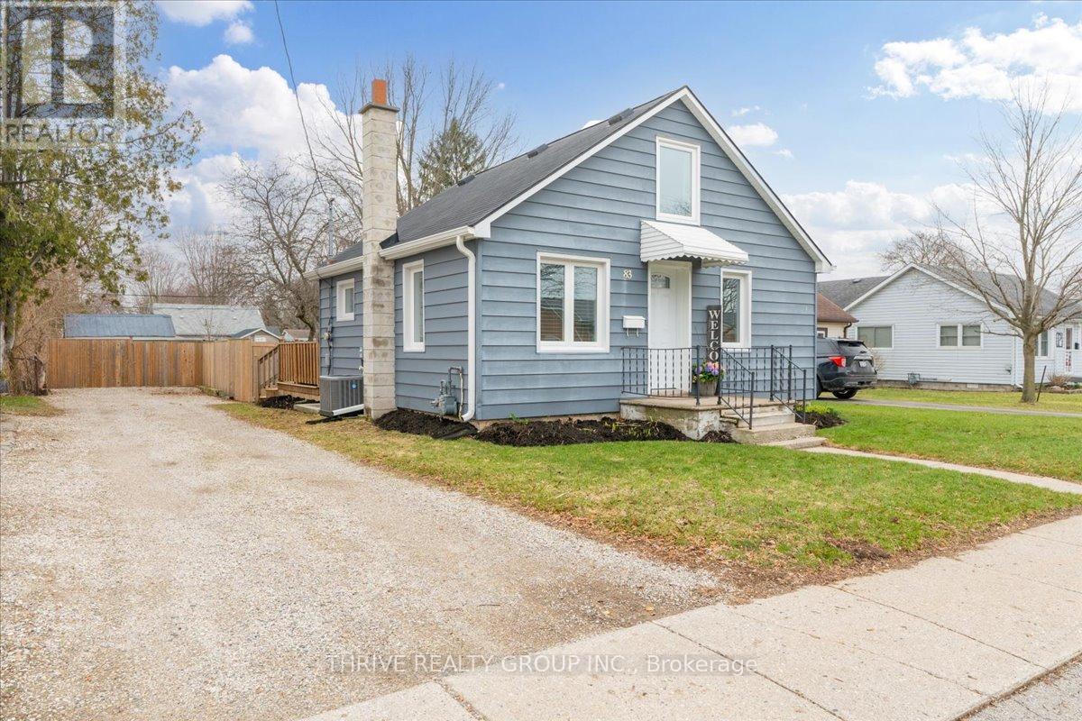 83 Fourth Avenue, Aylmer, Ontario  N5H 2L2 - Photo 3 - X12965082