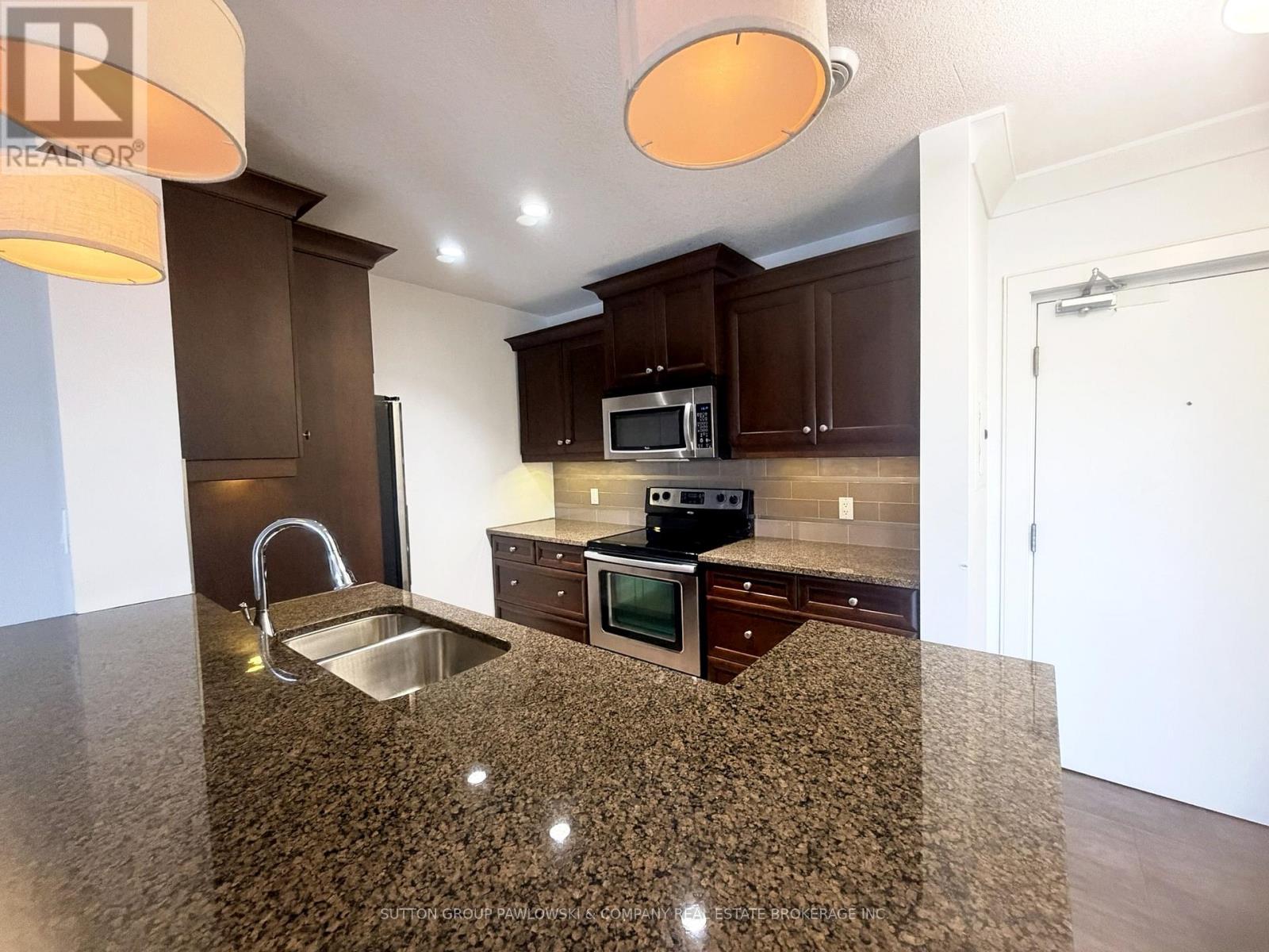 511 - 340 Sugarcreek Trail, London North, Ontario  N6H 0G4 - Photo 10 - X12965220