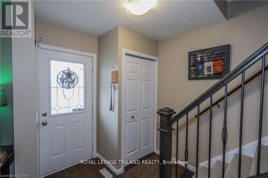 105 - 2635 Bateman Trail, London South, Ontario  N6L 0G1 - Photo 3 - X12965300