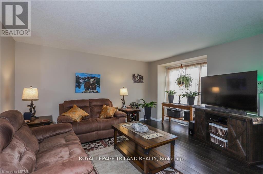 105 - 2635 Bateman Trail, London South, Ontario  N6L 0G1 - Photo 4 - X12965300