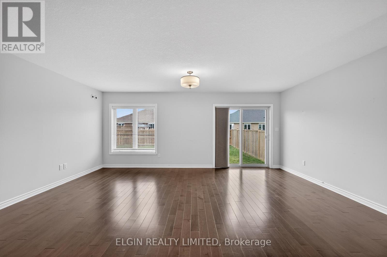 92 Renaissance Court, St. Thomas, Ontario  N5R 0K1 - Photo 11 - X12965322