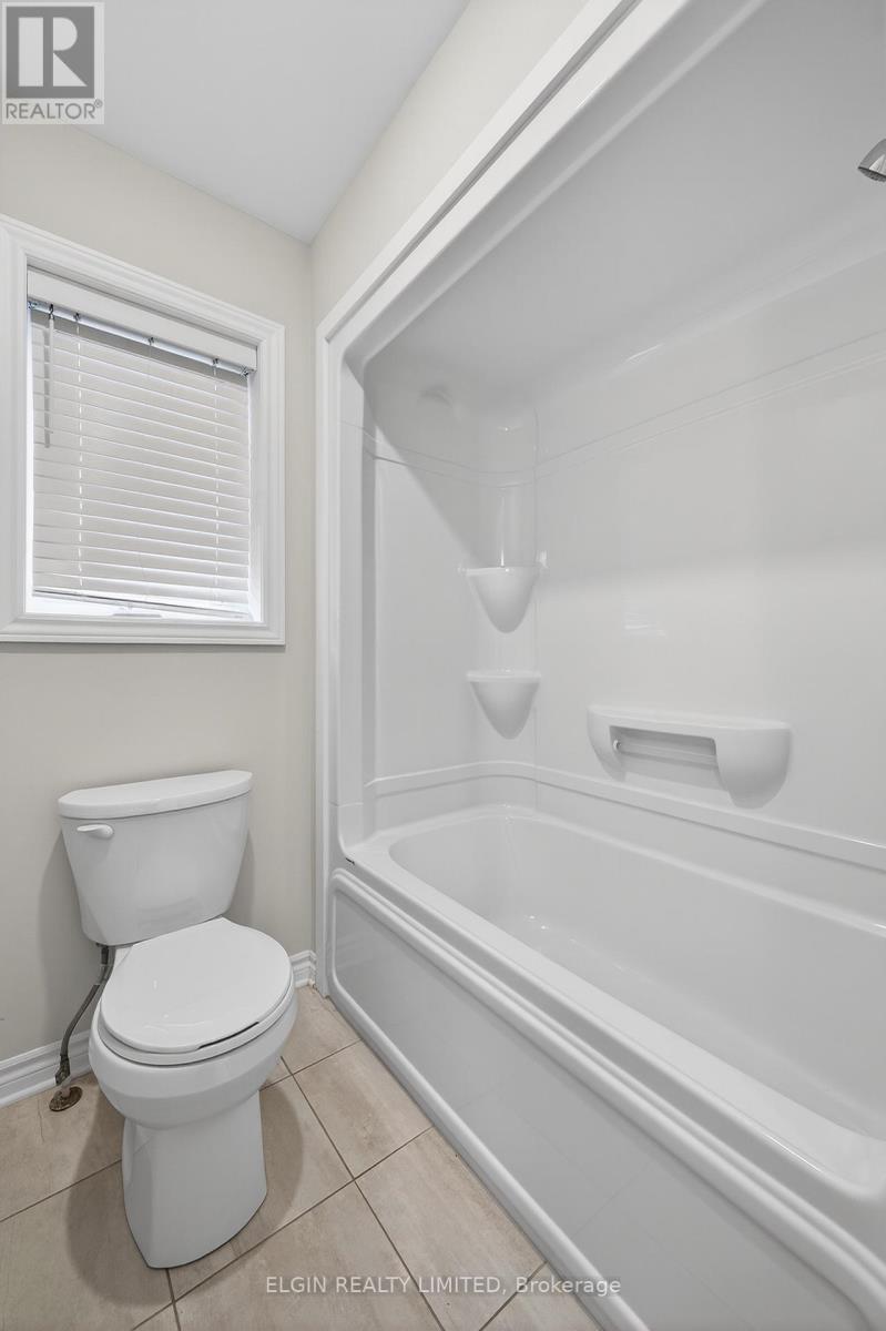 92 Renaissance Court, St. Thomas, Ontario  N5R 0K1 - Photo 8 - X12965322