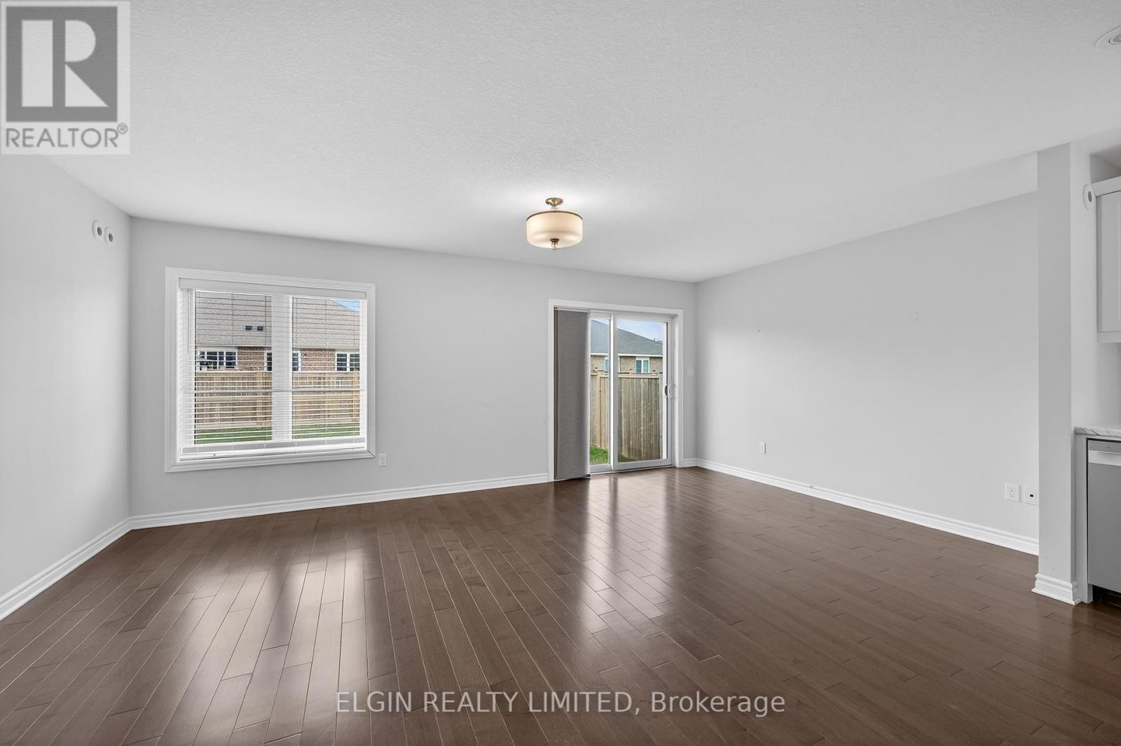 92 Renaissance Court, St. Thomas, Ontario  N5R 0K1 - Photo 9 - X12965322