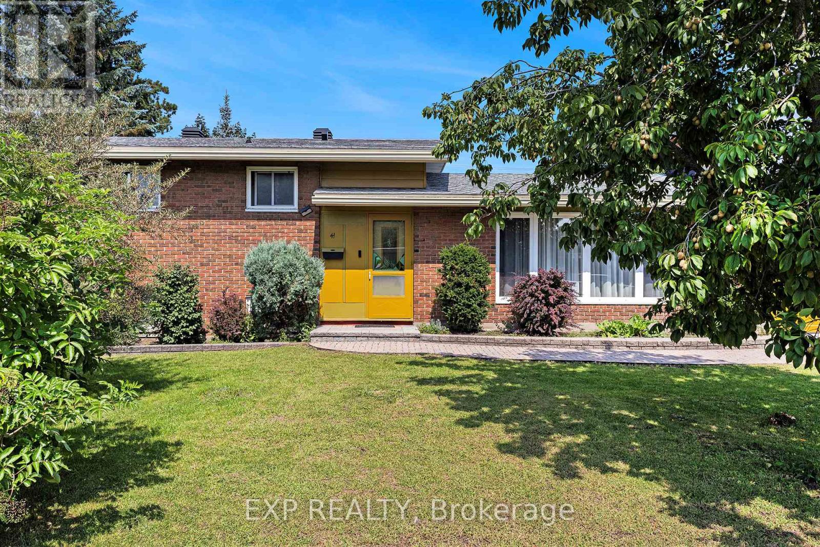 41 WIGAN DRIVE, Ottawa, Ontario