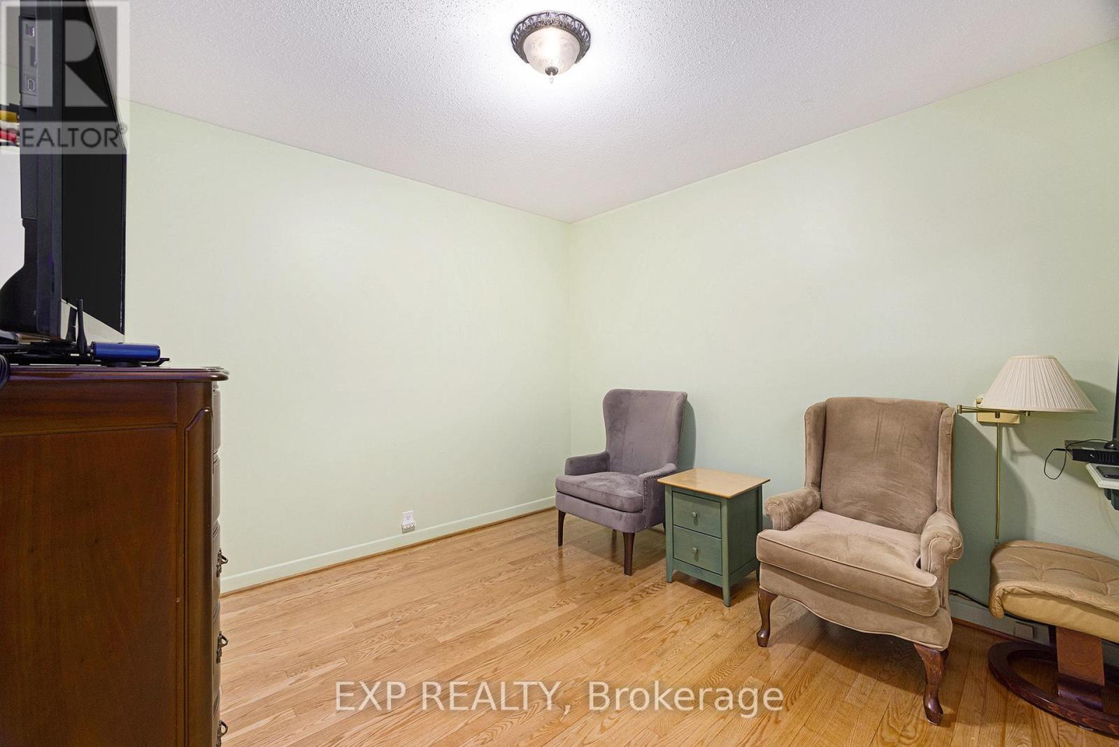 41 Wigan Drive, Ottawa, Ontario  K2E 6K9 - Photo 25 - X12964956