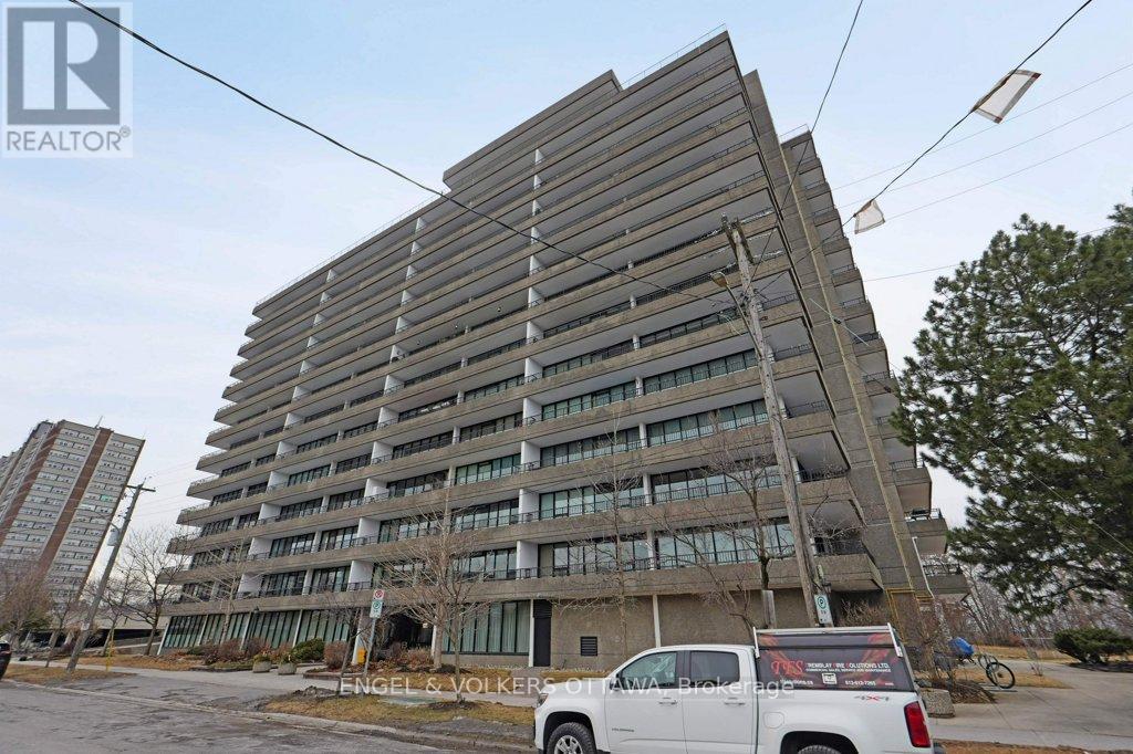 803 - 370 Dominion Avenue, Ottawa, Ontario  K2A 3X4 - Photo 2 - X12965044