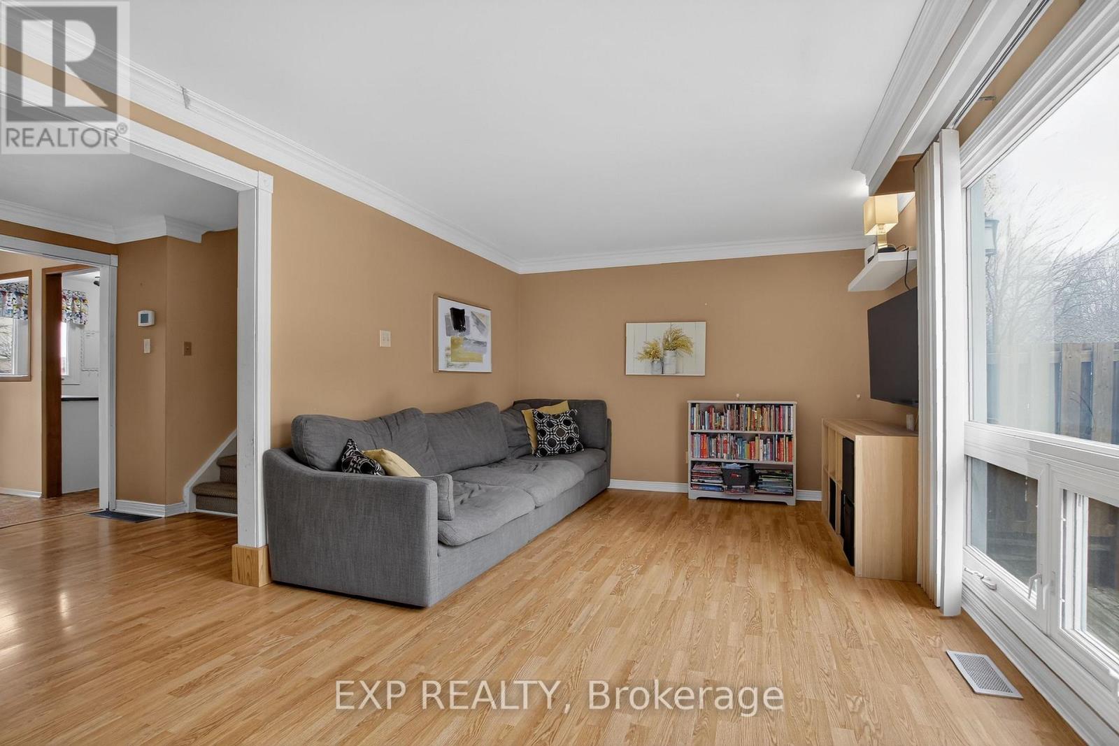 70 - 42f Benlea Drive, Ottawa, Ontario  K2G 4A9 - Photo 6 - X12965060