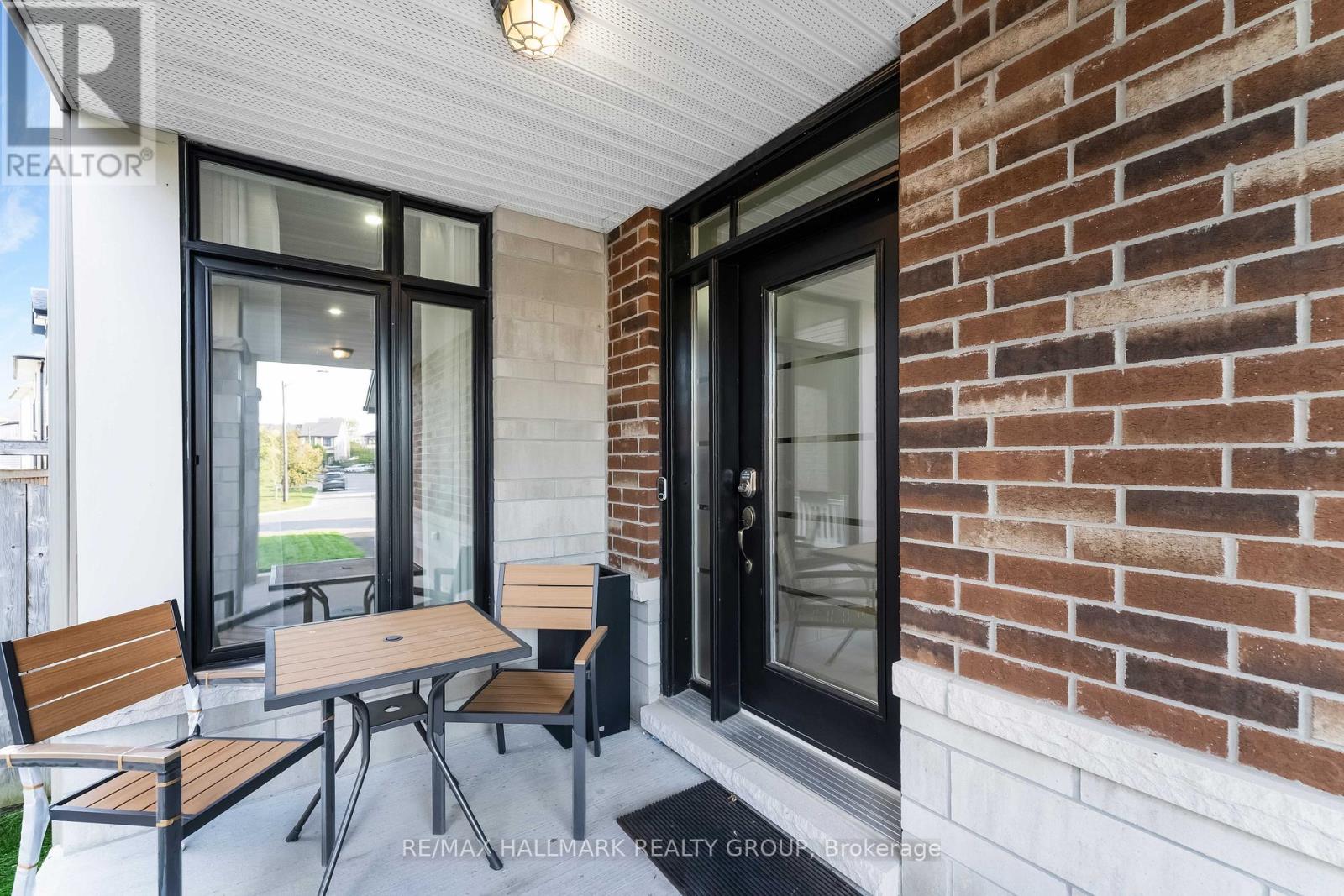 327 Ballinville Circle, Ottawa, Ontario  K4M 0C4 - Photo 5 - X12965084