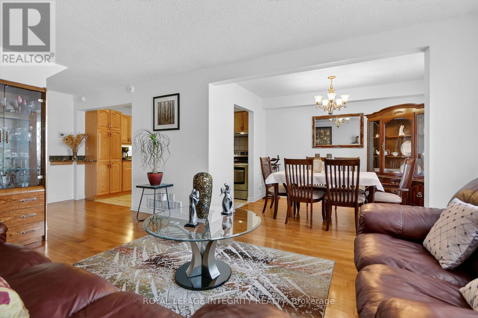 13 - 2415 Southvale Crescent, Ottawa, Ontario  K1B 4T9 - Photo 13 - X12965148