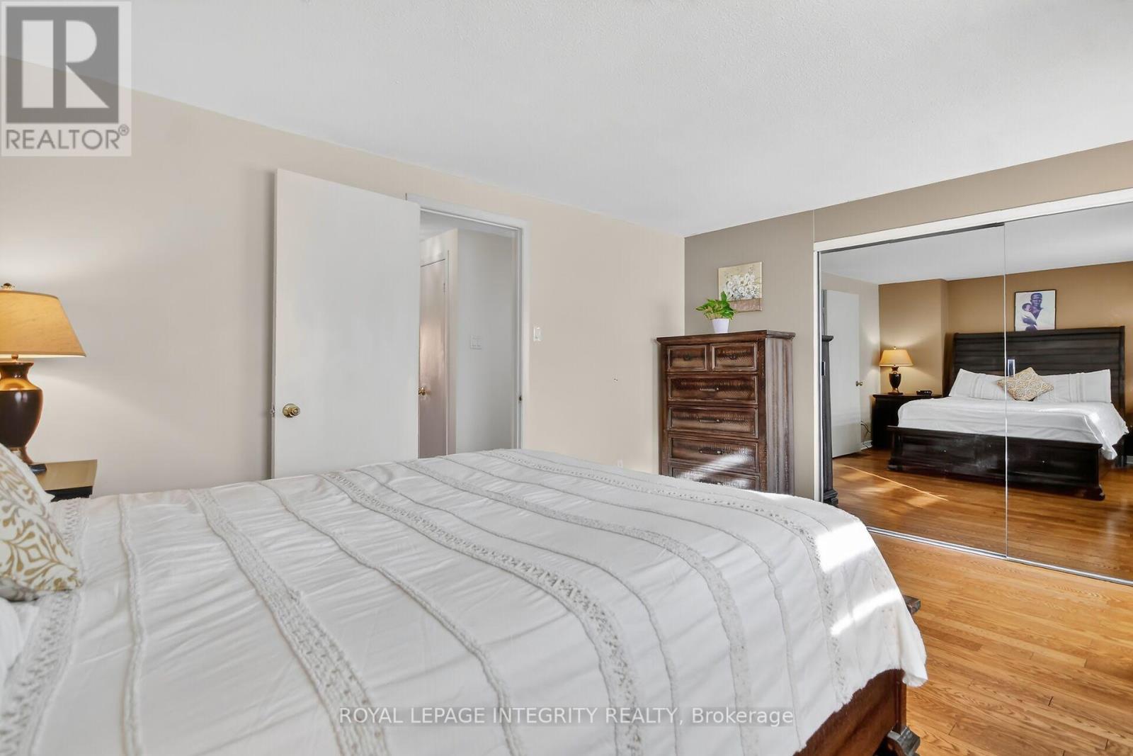 13 - 2415 Southvale Crescent, Ottawa, Ontario  K1B 4T9 - Photo 28 - X12965148