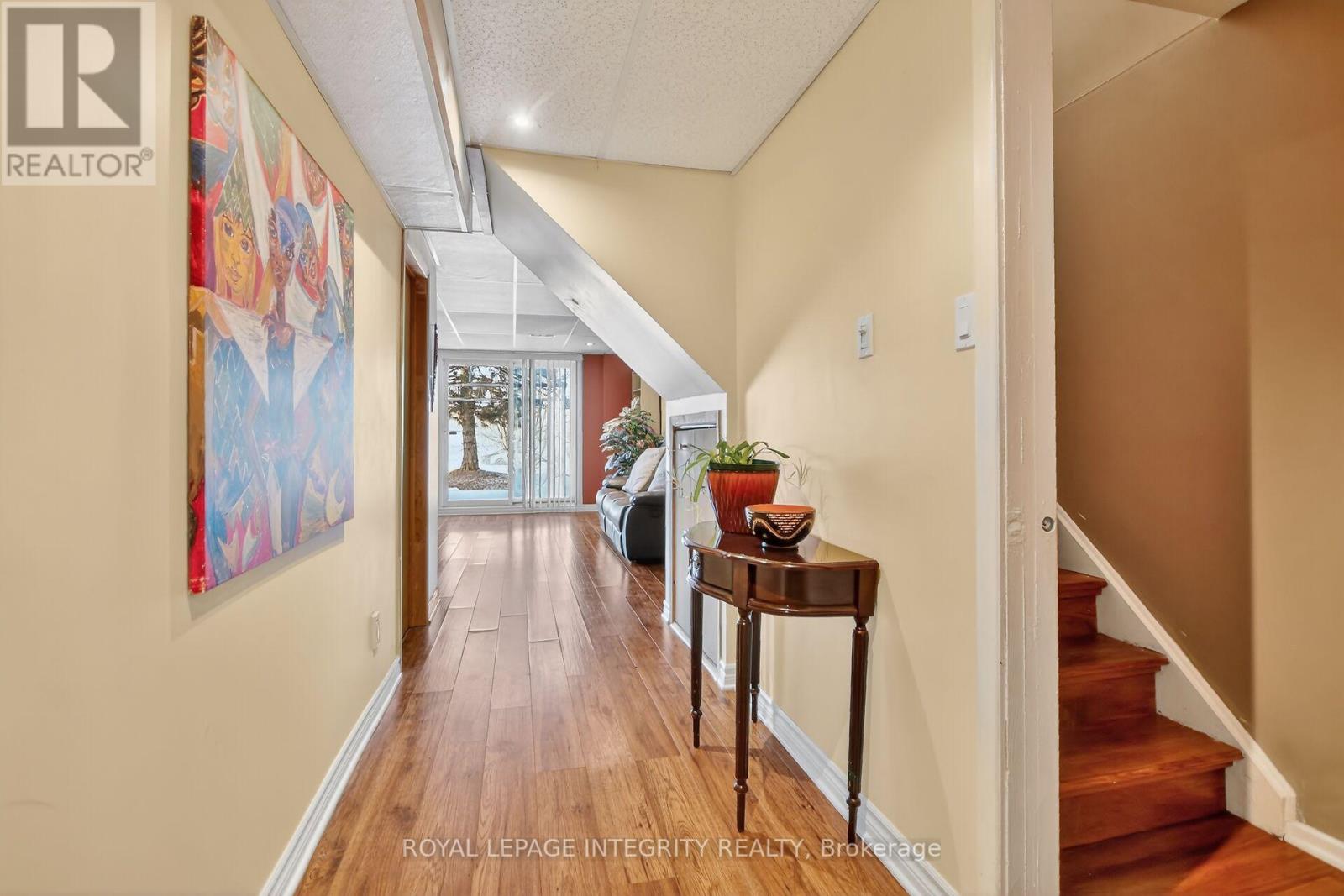 13 - 2415 Southvale Crescent, Ottawa, Ontario  K1B 4T9 - Photo 6 - X12965148