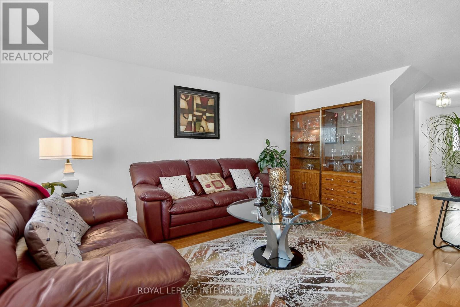 13 - 2415 Southvale Crescent, Ottawa, Ontario  K1B 4T9 - Photo 7 - X12965148