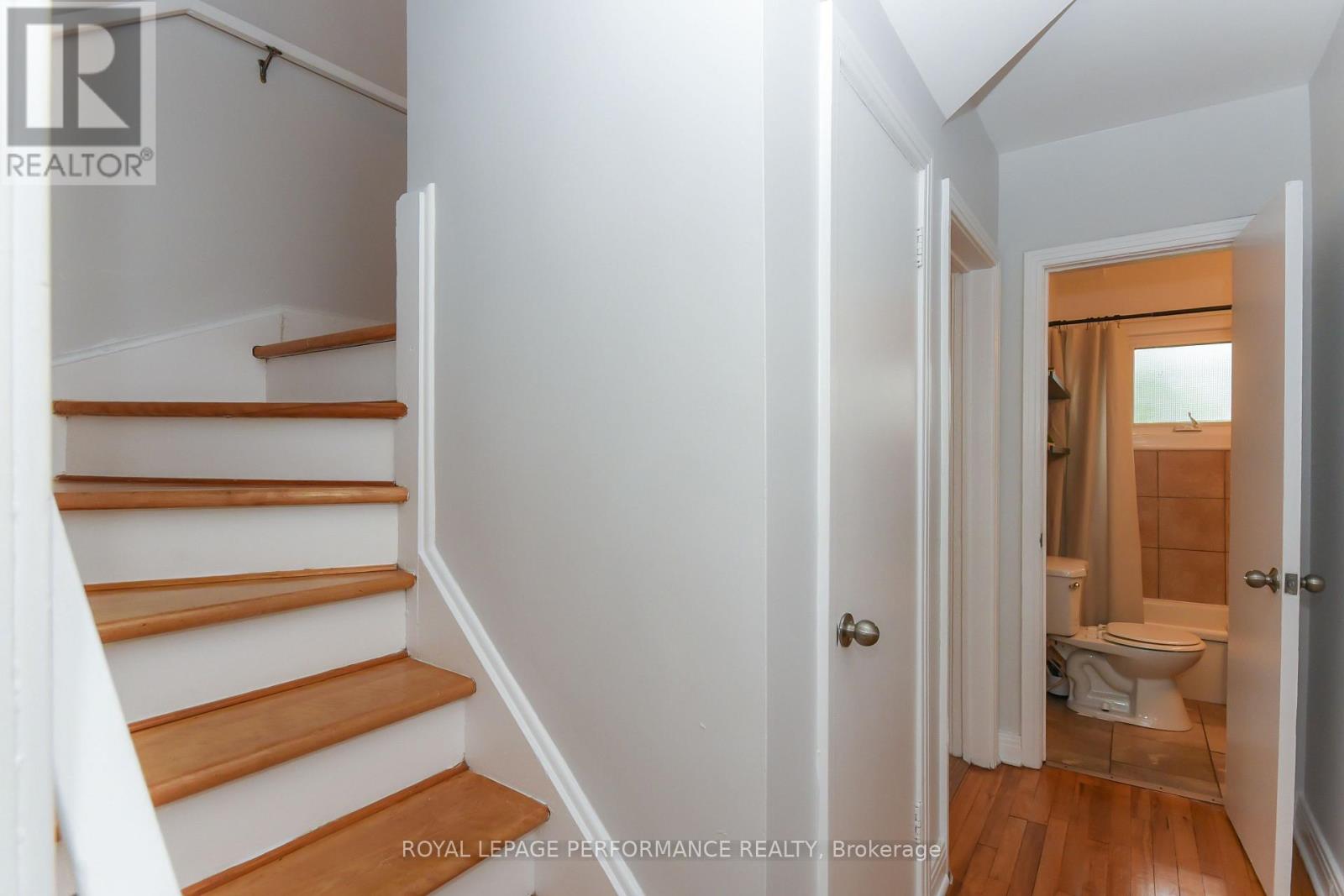 274 Queen Mary Street, Ottawa, Ontario  K1K 1X2 - Photo 22 - X12965158