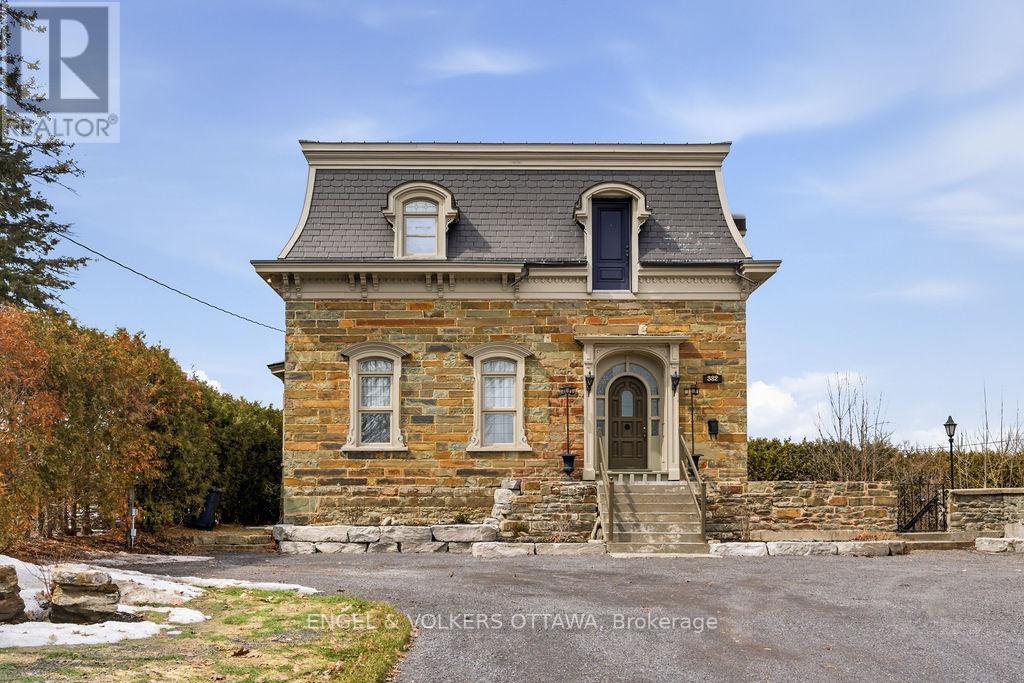 382 Mcgill Street, Hawkesbury, Ontario  K6A 1R2 - Photo 2 - X12965192