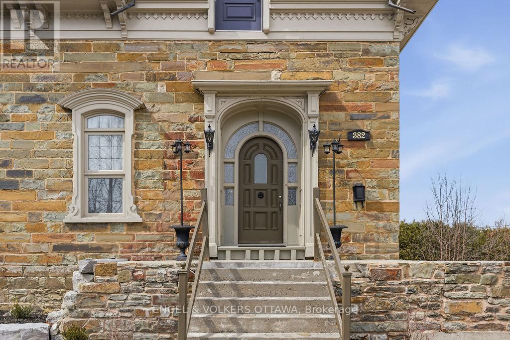 382 Mcgill Street, Hawkesbury, Ontario  K6A 1R2 - Photo 3 - X12965192