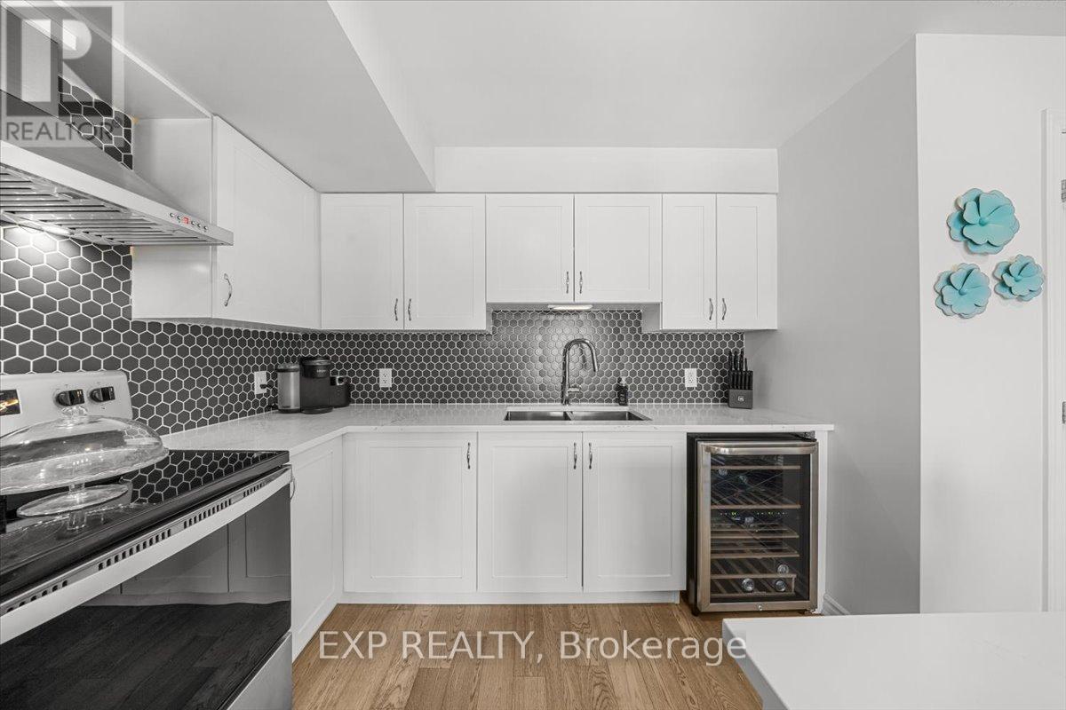 704 Lapland Private, Ottawa, Ontario  K2V 0S4 - Photo 13 - X12965222