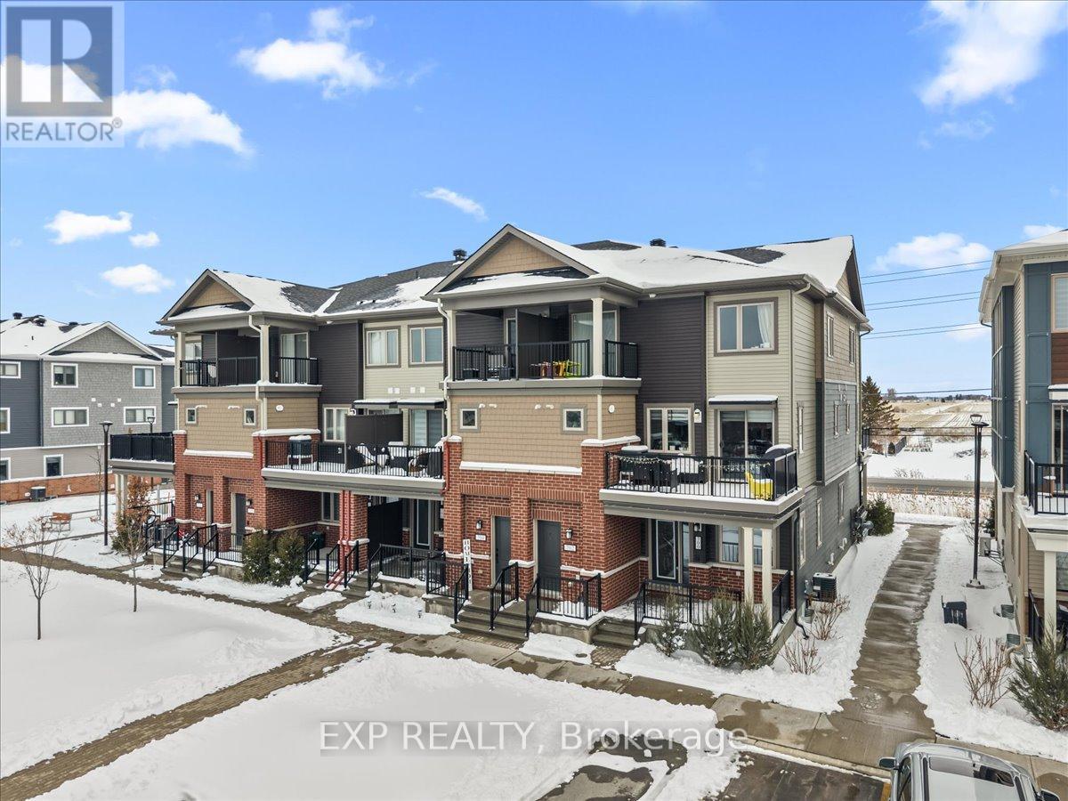 704 Lapland Private, Ottawa, Ontario  K2V 0S4 - Photo 2 - X12965222