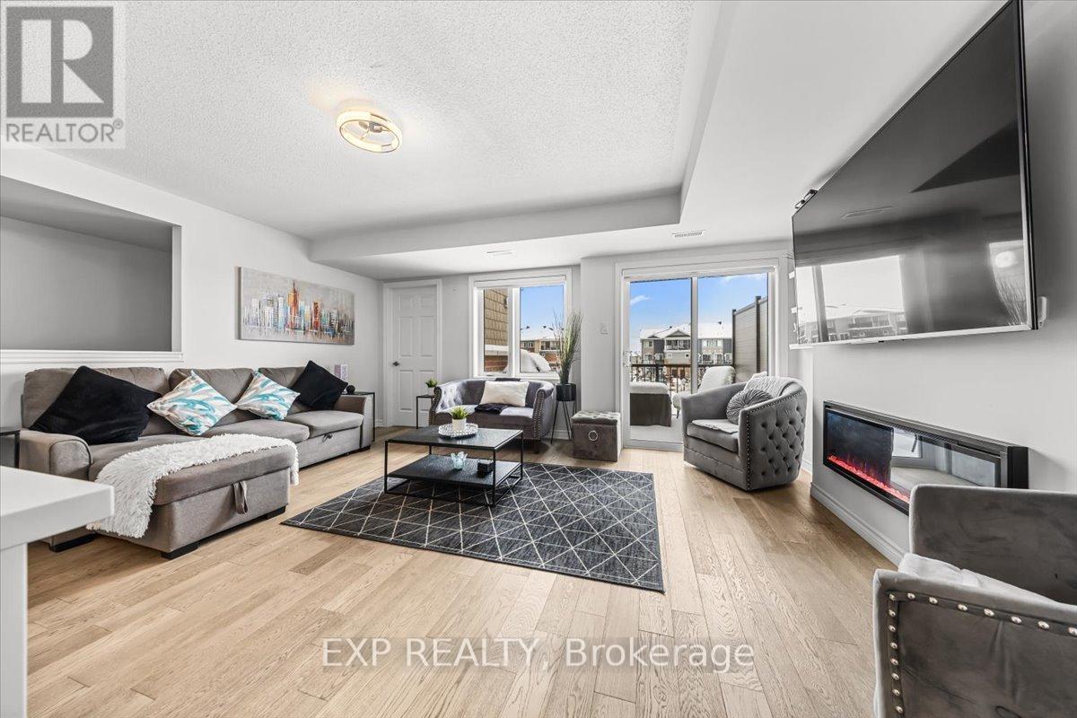 704 Lapland Private, Ottawa, Ontario  K2V 0S4 - Photo 8 - X12965222