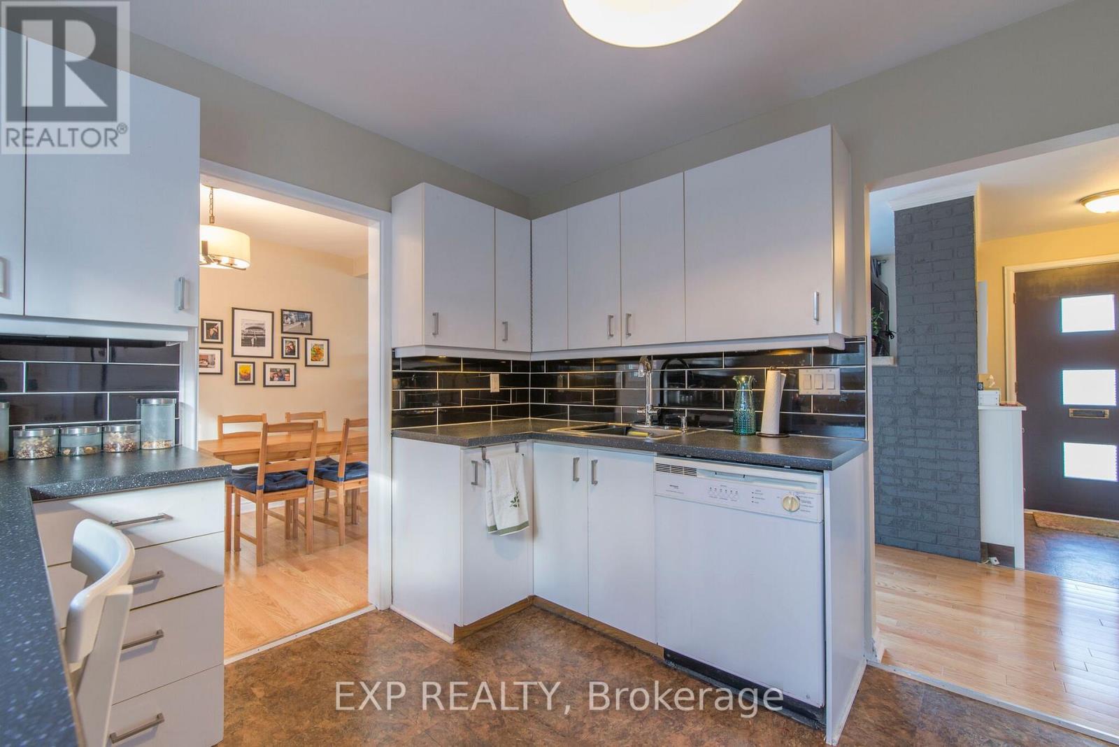 A - 1240 Adirondack Drive, Ottawa, Ontario  K2C 2V3 - Photo 6 - X12965308