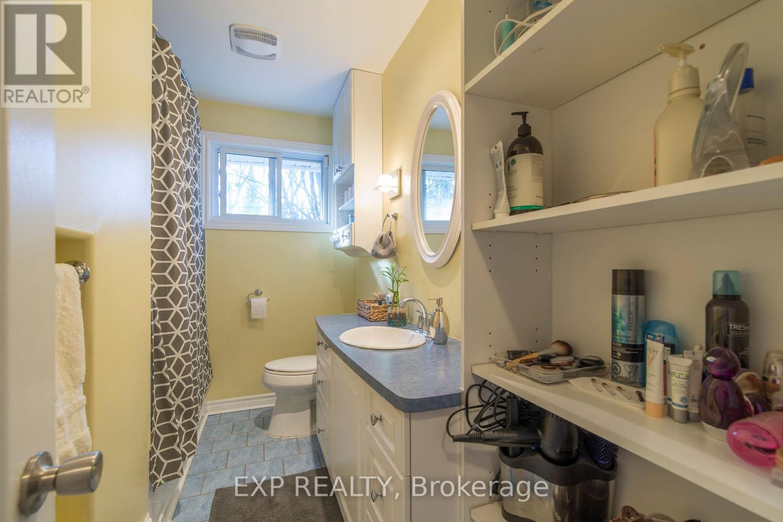 A - 1240 Adirondack Drive, Ottawa, Ontario  K2C 2V3 - Photo 7 - X12965308