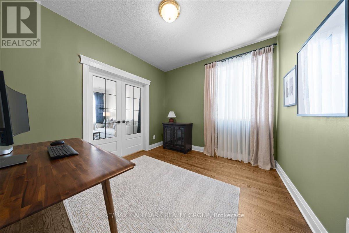 5849 Gladewoods Place, Ottawa, Ontario  K1W 1G6 - Photo 7 - X12965332